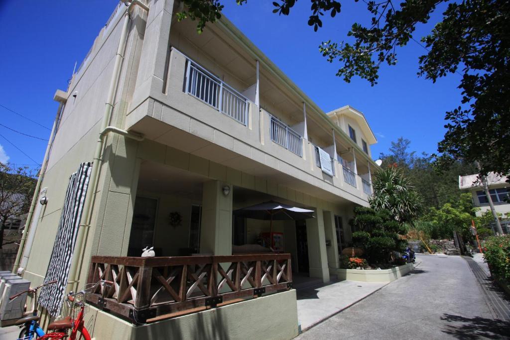 Pension Takatsuki Zamami Exterior foto